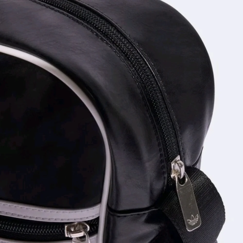 Adidas Originals Trefoil Messenger Bag